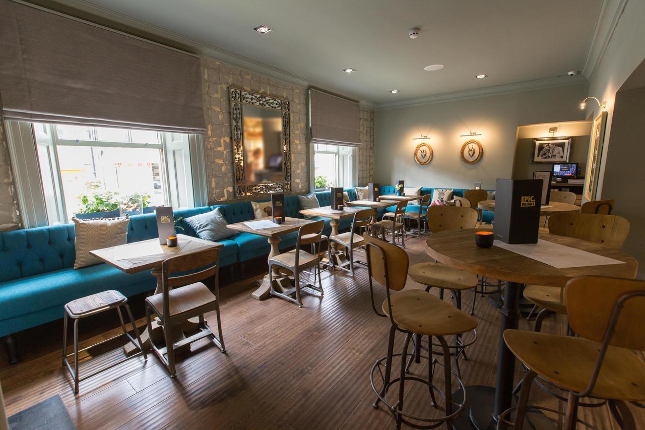 לינה וארוחת בוקר אוקהאם Mill Street Pub & Kitchen מראה חיצוני תמונה
