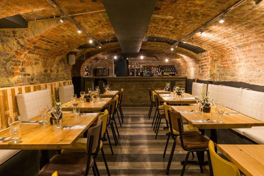 לינה וארוחת בוקר אוקהאם Mill Street Pub & Kitchen מראה חיצוני תמונה